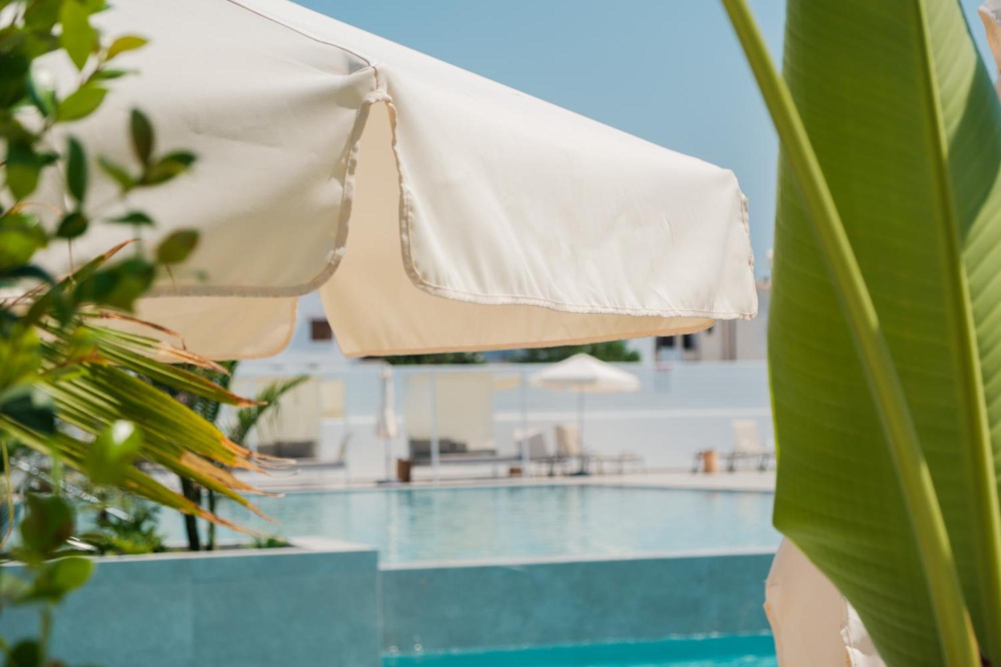 Abacus Suites Ayia Napa Bagian luar foto