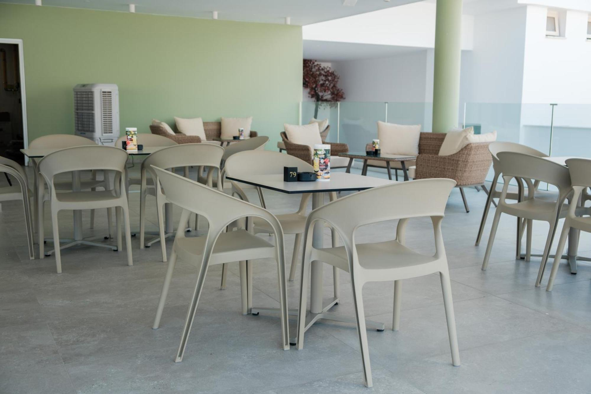 Abacus Suites Ayia Napa Bagian luar foto