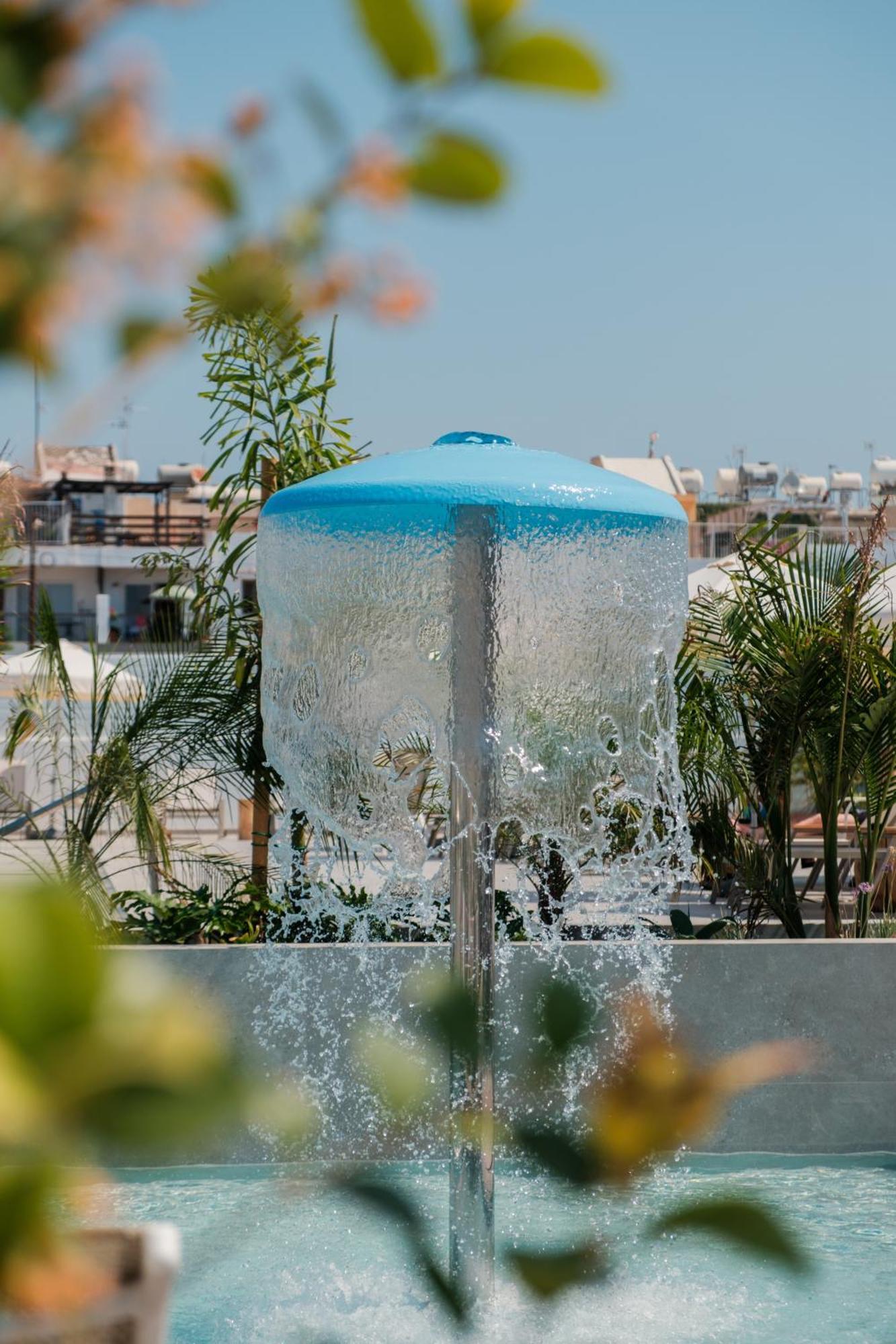 Abacus Suites Ayia Napa Bagian luar foto