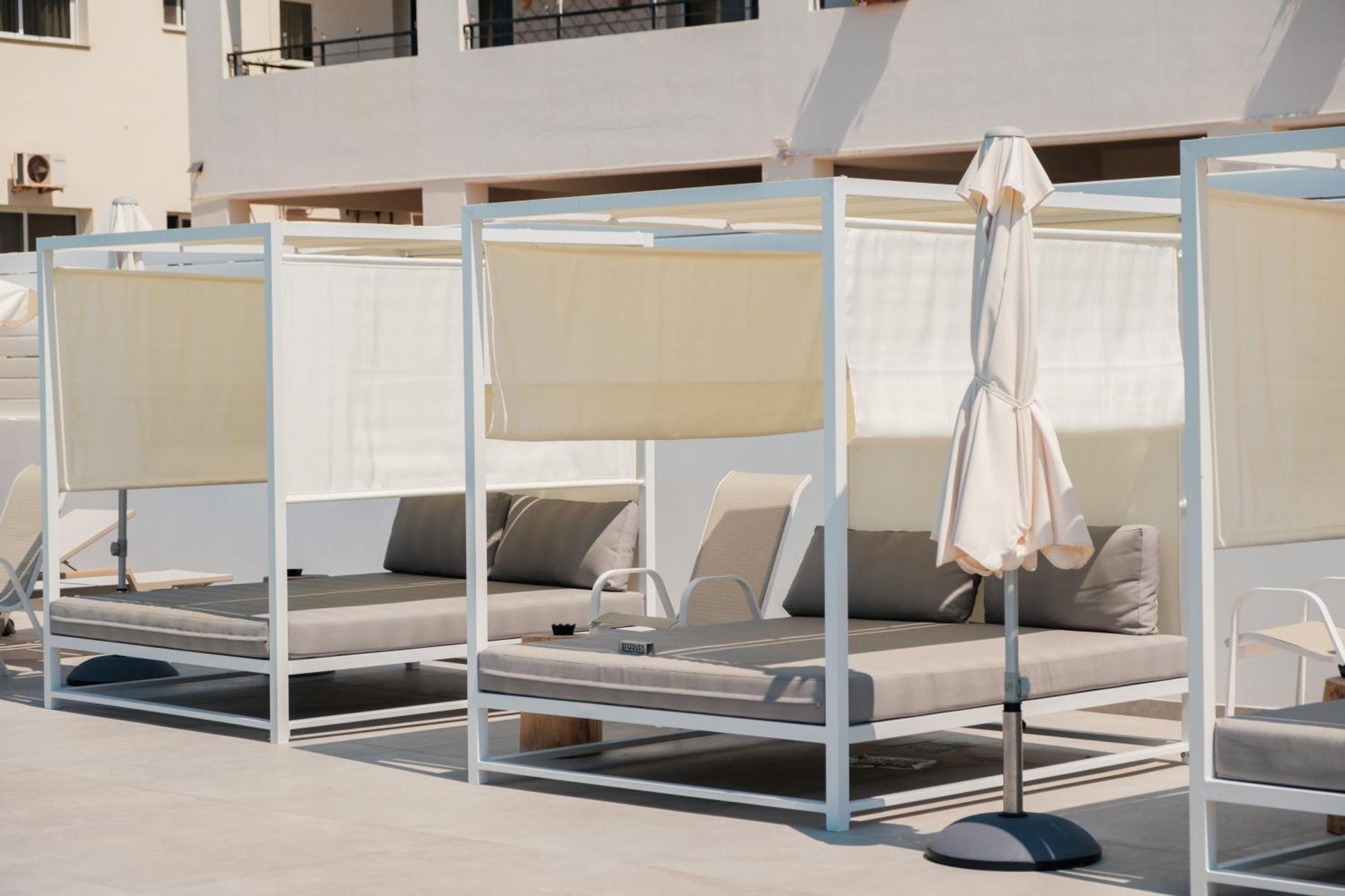 Abacus Suites Ayia Napa Bagian luar foto