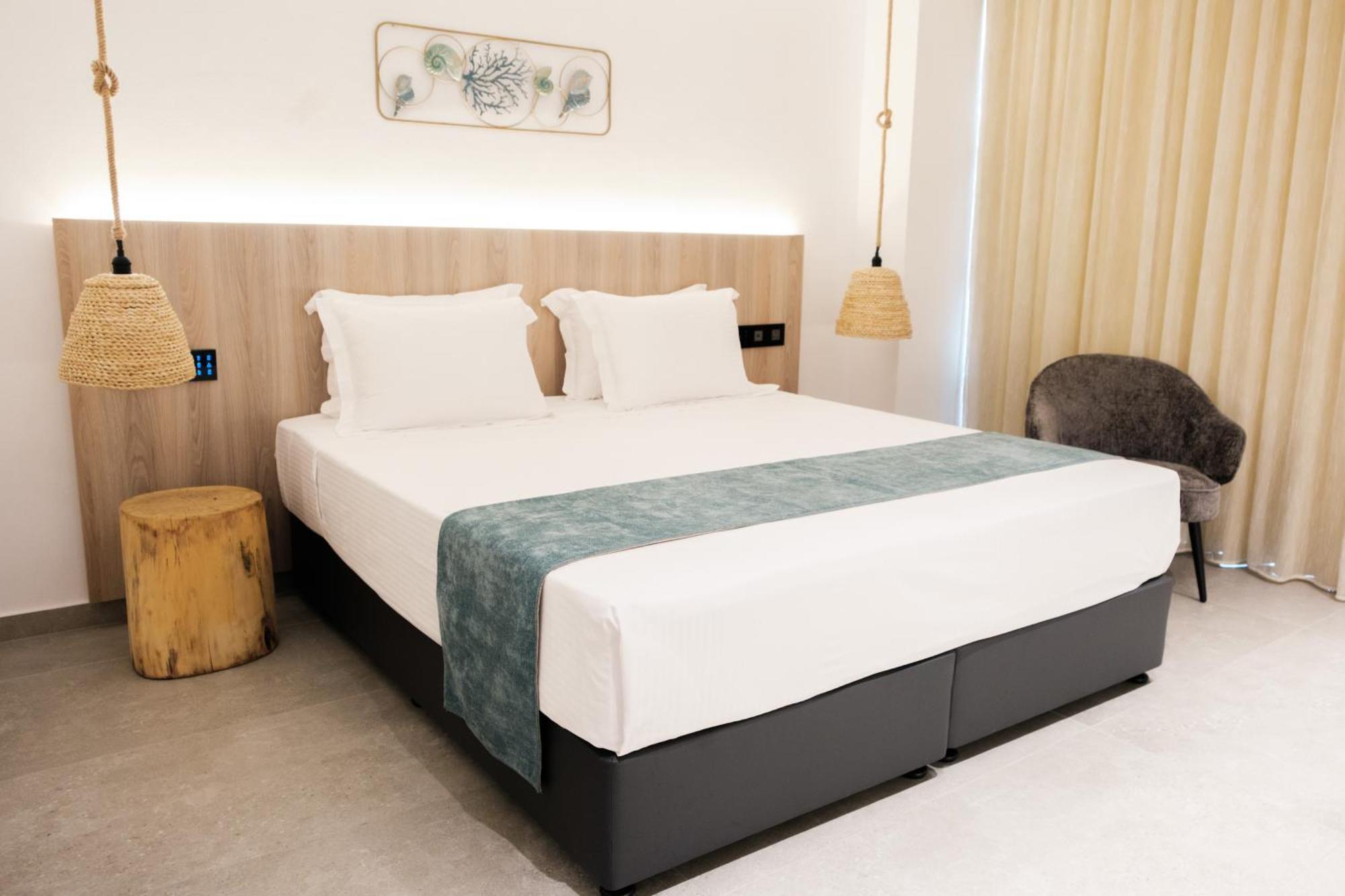 Abacus Suites Ayia Napa Bagian luar foto